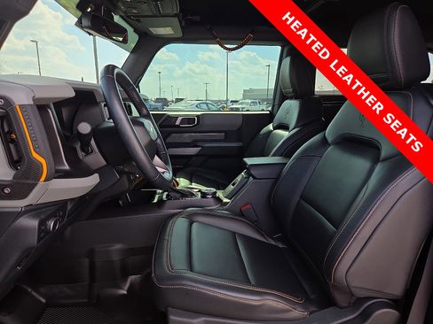 Used 2022 Ford Bronco Badlands image 15