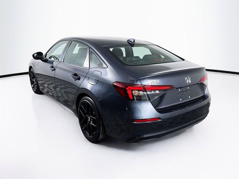 Used 2025 Honda Civic Sport image 5