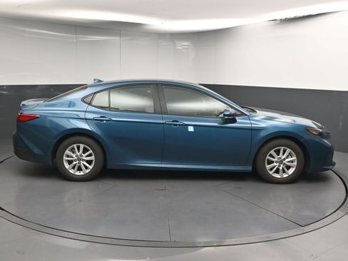 Certified 2025 Toyota Camry LE w/ Convenience Package image 9