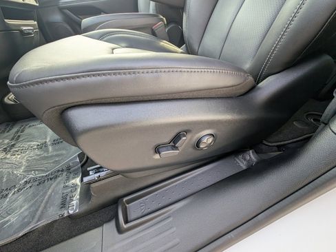 New 2026 Chrysler Pacifica Select image 14