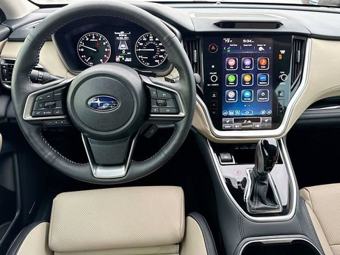Used 2025 Subaru Outback Limited image 29
