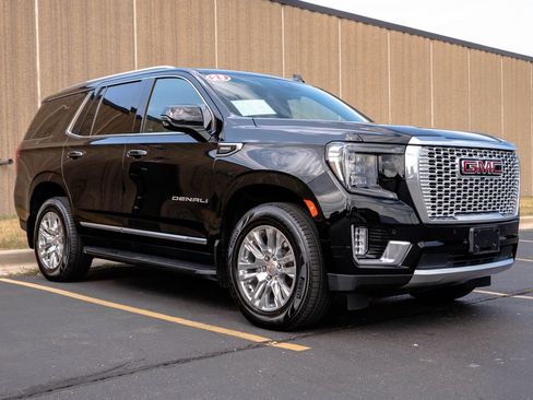 Used 2023 GMC Yukon Denali AWD/4WD image 2