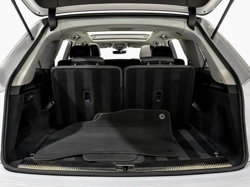 Used 2023 Audi Q7 3.0T Prestige w/ Prestige Package image 53