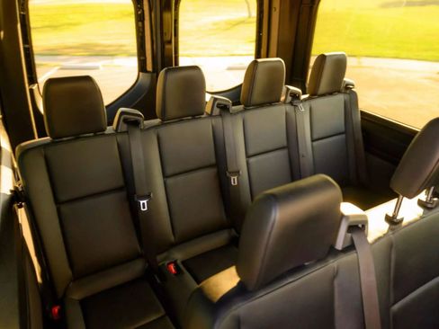 Used 2019 Mercedes-Benz Sprinter 2500 image 16