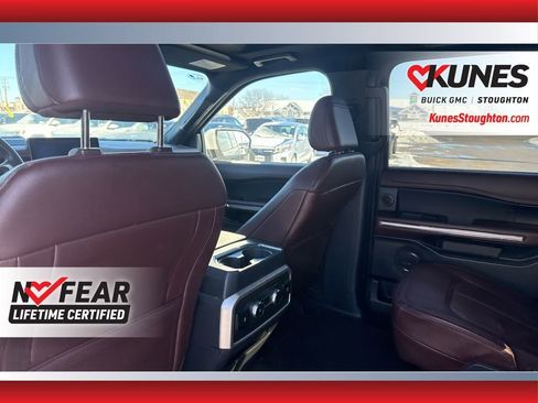 Used 2024 Ford Expedition Limited image 28