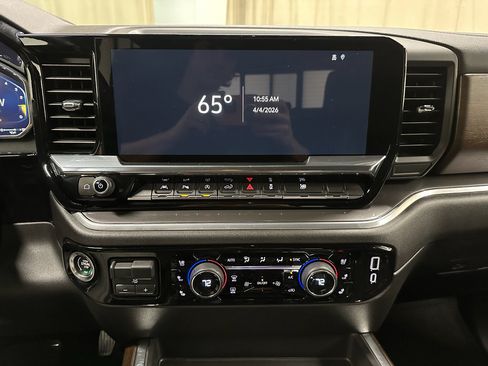 Certified 2026 Chevrolet Silverado 1500 High Country w/ Midnight Edition image 32