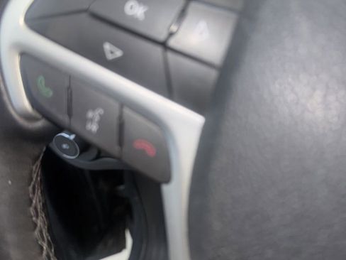 Used 2017 Jeep Cherokee Trailhawk w/ Cold Weather Group image 21