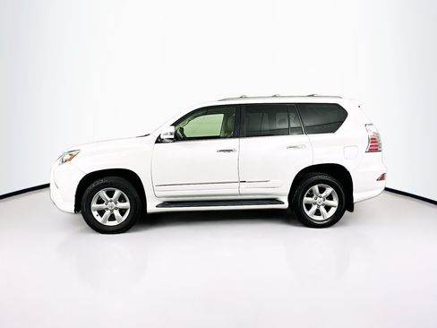 Used 2017 Lexus GX 460 w/ Navigation Package AWD/4WD image 4