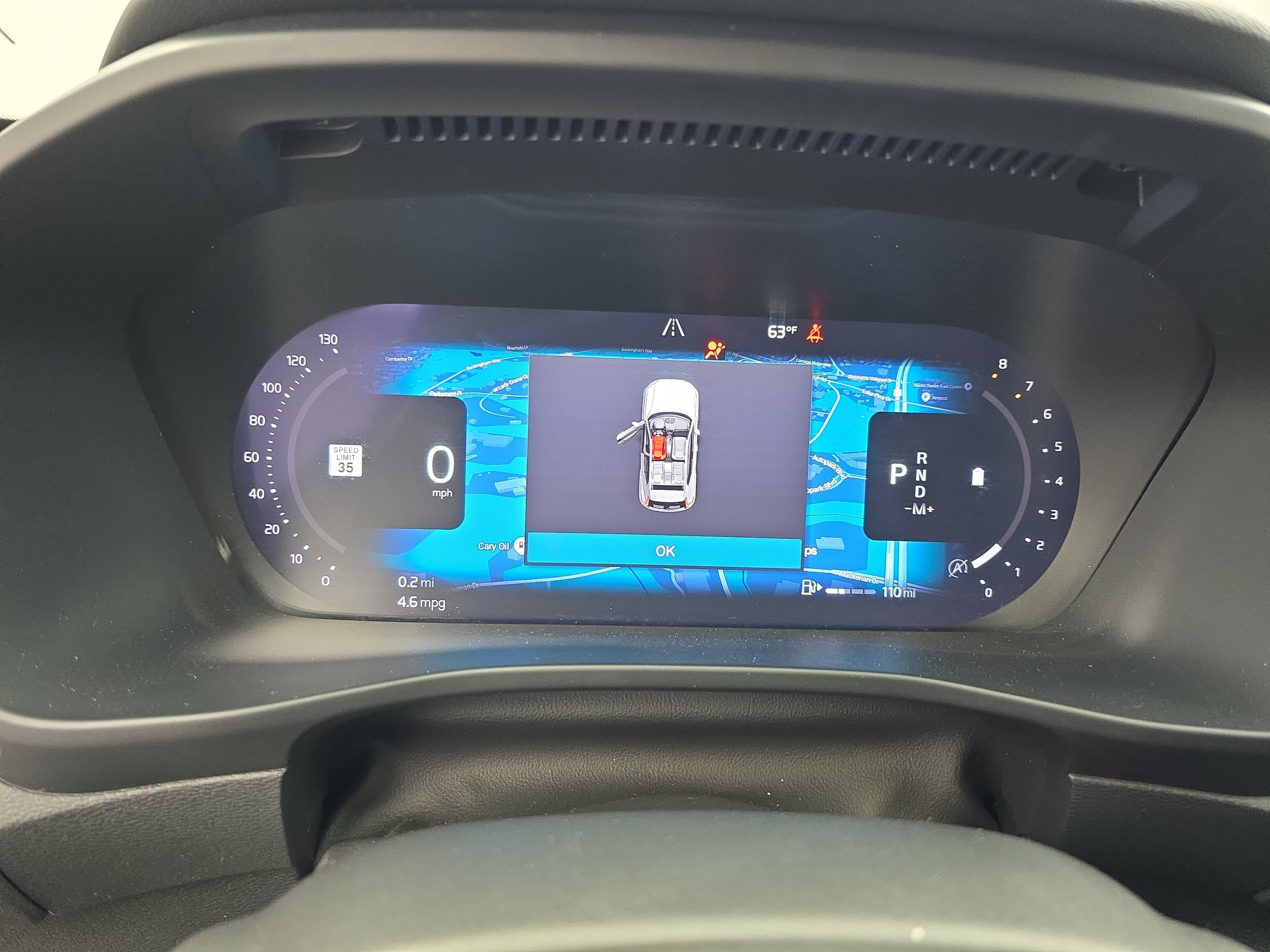 Used 2025 Volvo XC40 B5 Plus AWD/4WD image 19