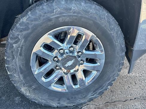 Used 2018 Chevrolet Silverado 3500 LTZ w/ Duramax Plus Package image 25