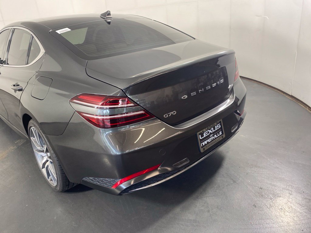 Used 2023 Genesis G70 2.0T AWD/4WD image 9