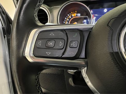 Used 2022 Jeep Wrangler Unlimited Sahara w/ Cold Weather Group image 15