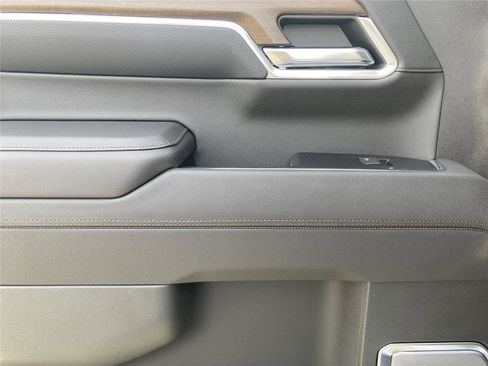 New 2026 Chevrolet Silverado 1500 High Country image 18