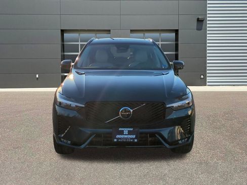New 2026 Volvo XC60 B5 Ultra w/ Protection Package Premier image 2