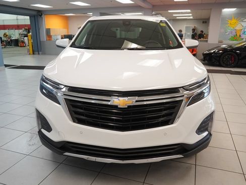 Used 2024 Chevrolet Equinox LT w/ LPO, Floor Liner Package AWD/4WD image 16