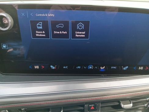 Used 2025 Chevrolet Tahoe RST w/ RST Capability Package image 31