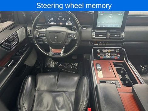 Certified 2021 Lincoln Navigator Reserve AWD/4WD image 29