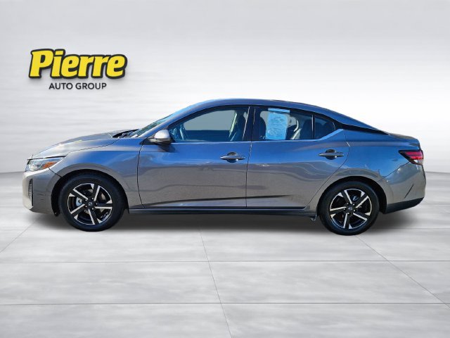 Used 2024 Nissan Sentra SV FWD image 2
