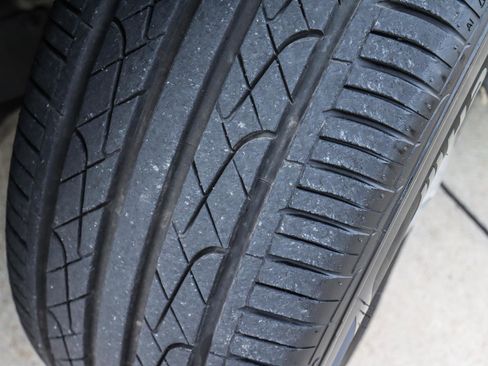 Used 2002 Ford Thunderbird image 14