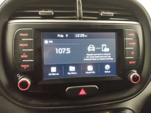 Used 2020 Kia Soul S FWD image 25