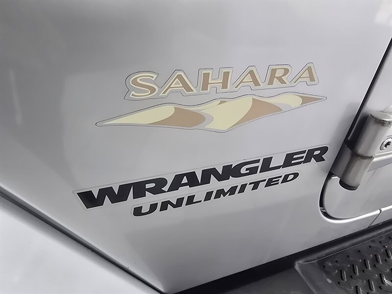 Used 2007 Jeep Wrangler Unlimited Sahara AWD/4WD image 26