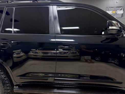 Used 2018 Toyota Land Cruiser w/ Carpet Mat Package AWD/4WD image 18