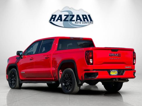 Used 2022 GMC Sierra 1500 Elevation w/ LPO, Elevation Black Package image 5