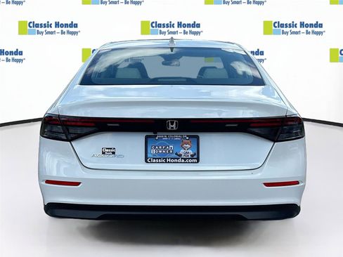 Certified 2024 Honda Accord LX image 7