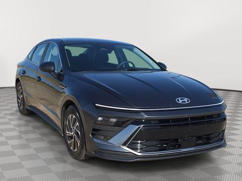 Used 2026 Hyundai Sonata Blue FWD image 1
