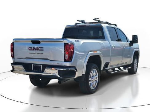 Used 2020 GMC Sierra 3500 SLE w/ SLE Value Package image 4