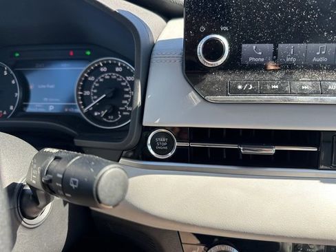 Used 2022 Mitsubishi Outlander SEL image 39