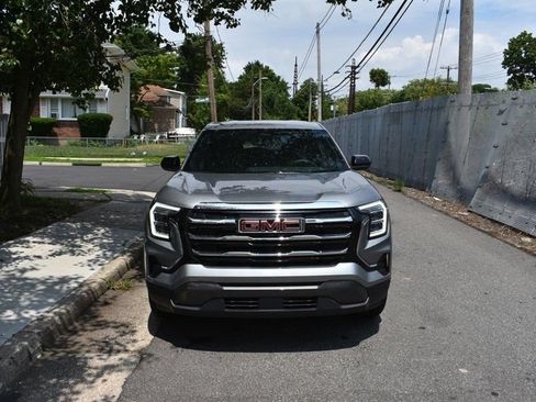 Used 2026 GMC Terrain Elevation FWD image 3