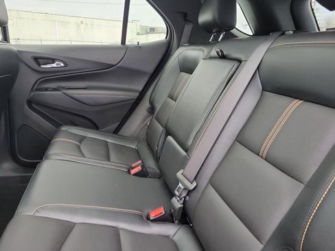 Used 2023 Chevrolet Equinox Premier image 10