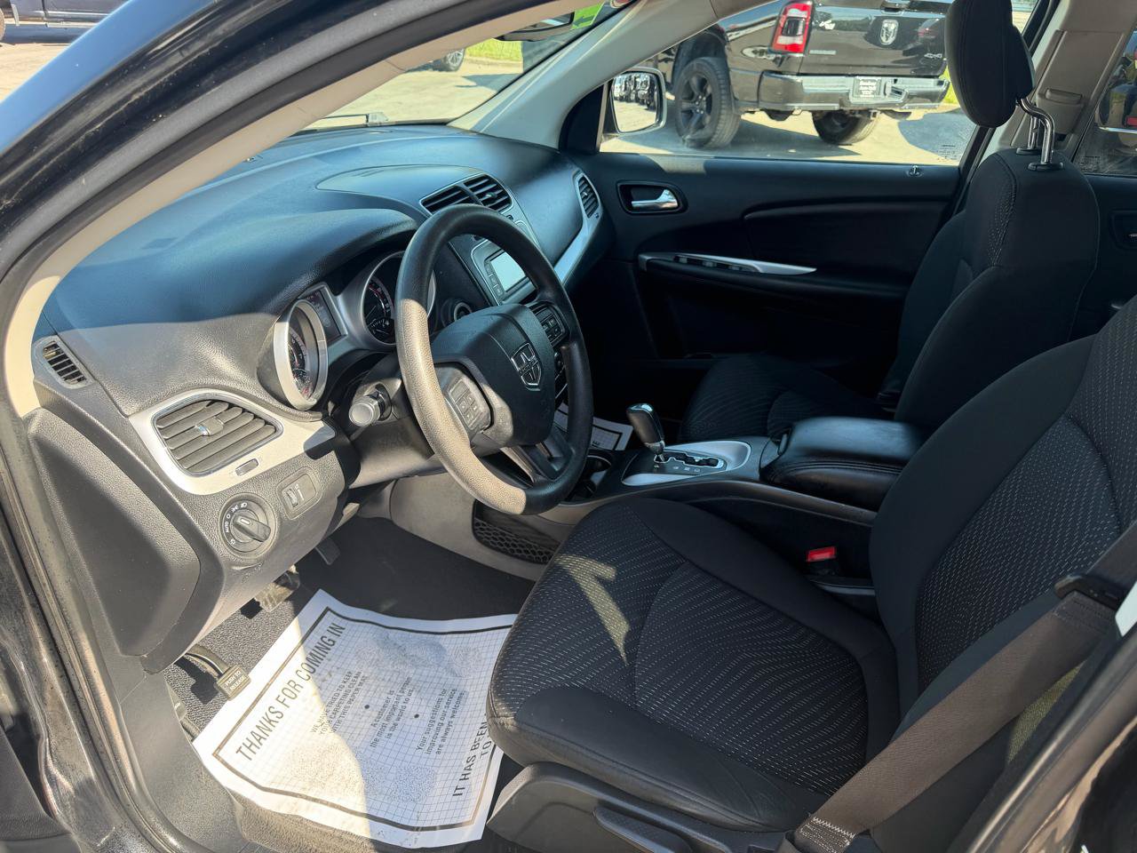 Used 2019 Dodge Journey SE FWD image 7