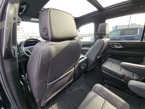 Certified 2024 Chevrolet Tahoe Premier w/ Premium Package image 28