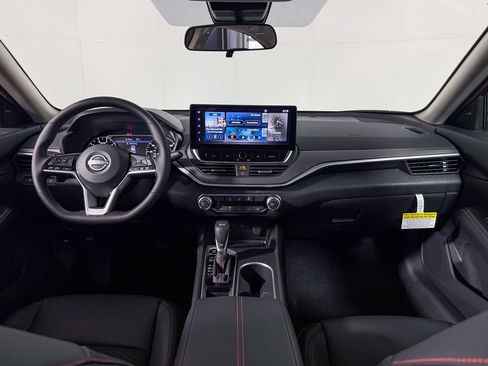 New 2026 Nissan Altima 2.5 SR FWD image 10