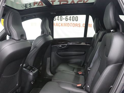 Used 2019 Volvo XC90 T6 Momentum w/ Advanced Package AWD/4WD image 18