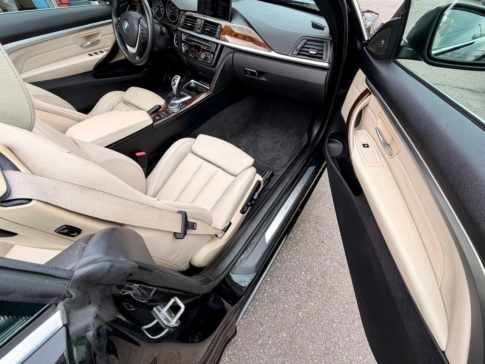 Used 2015 BMW 435i xDrive Convertible AWD/4WD image 19
