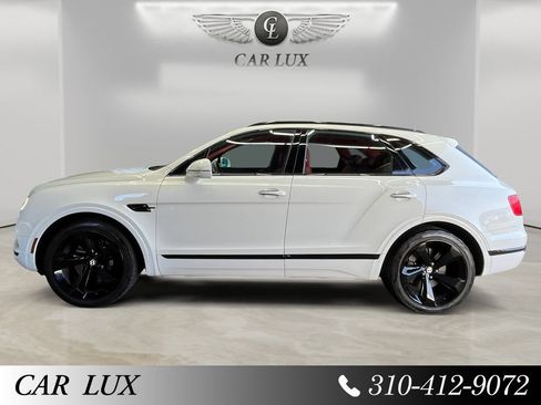 Used 2020 Bentley Bentayga AWD/4WD image 2