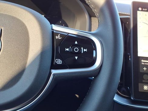 New 2026 Volvo XC90 T8 Plus w/ Protection Package Premier image 20