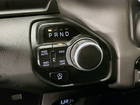 Used 2021 RAM 1500 Big Horn image 24