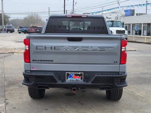 Used 2024 Chevrolet Silverado 1500 LT Trail Boss w/ Convenience Package II image 6