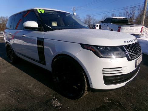 Used 2019 Land Rover Range Rover HSE image 1