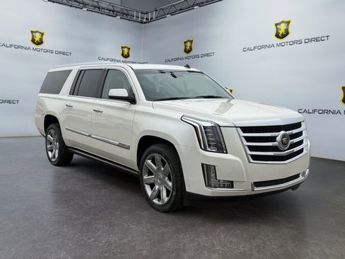 Used 2015 Cadillac Escalade ESV Premium image 7