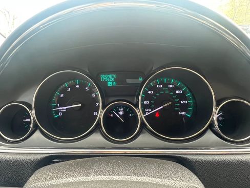 Used 2015 Buick Enclave Premium w/ Experience Buick Package image 20