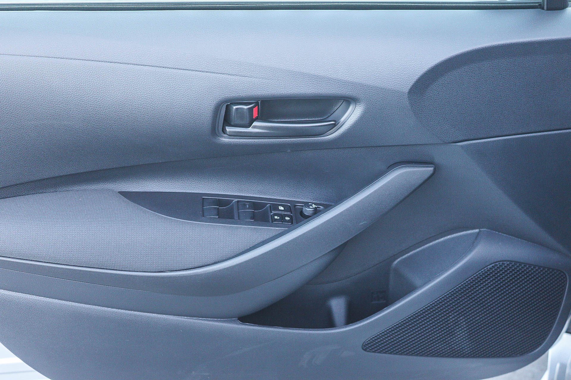 New 2027 Toyota Corolla LE w/ LE Premium Package FWD image 23