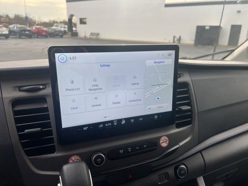 Used 2022 Ford Transit 350 XLT image 14