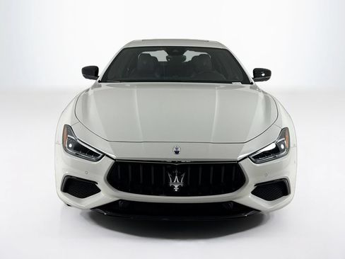 Used 2024 Maserati Ghibli Modena Ultima Q4 AWD/4WD image 8