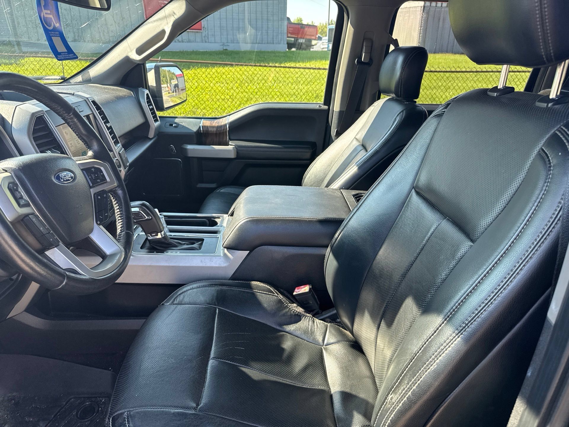 Used 2018 Ford F150 Lariat AWD/4WD image 7