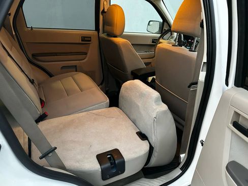 Used 2011 Ford Escape 4WD Hybrid image 19